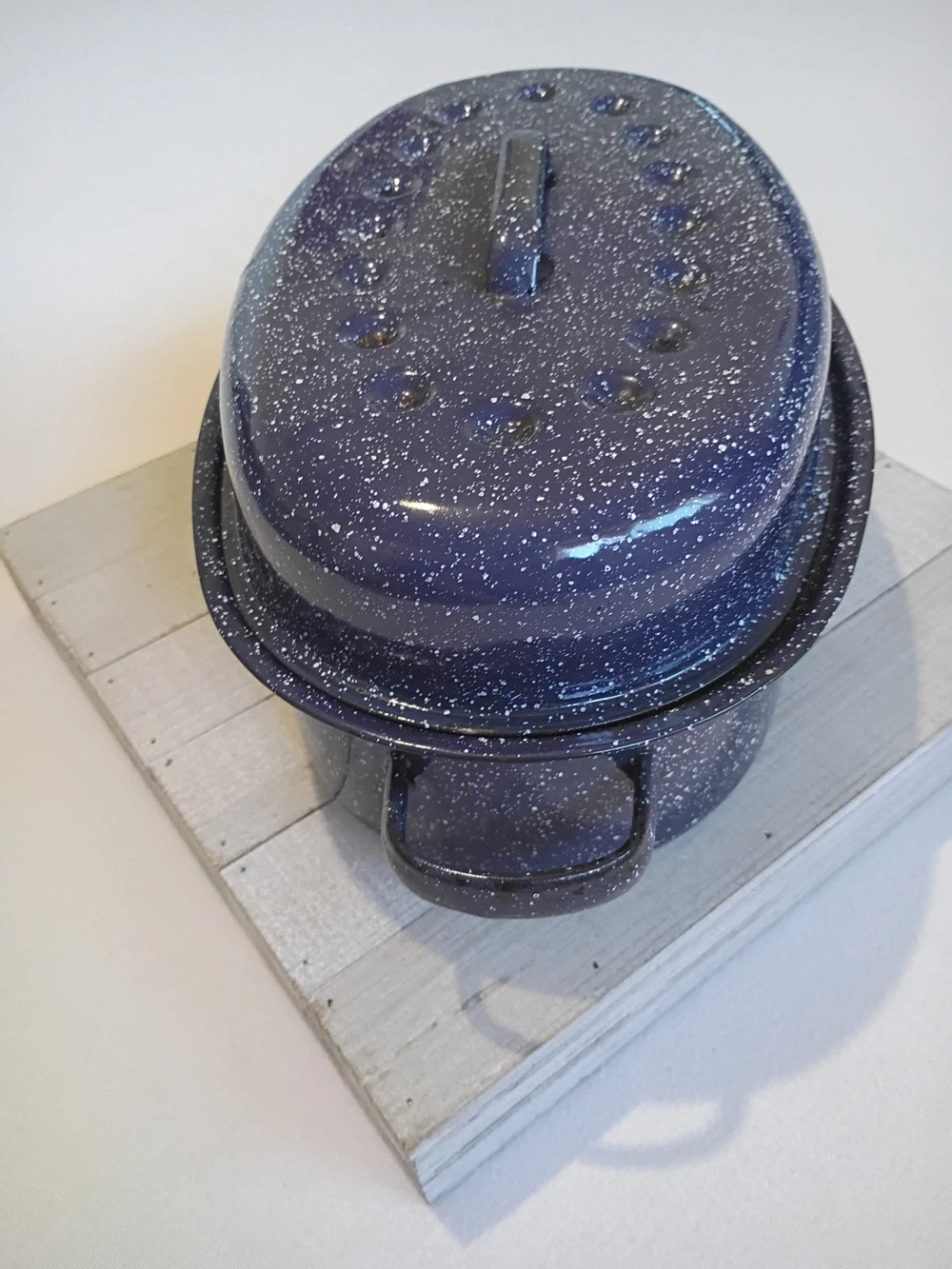 blue speckled enamelware metal oval roasting pan 10 inches